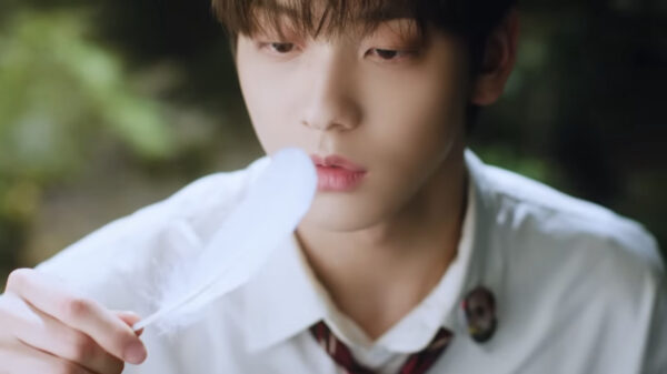 TOMORROW X TOGETHER(TXT)スビンはグループのリーダー！リーダー決め方や優しいと言われる性格などに迫る！