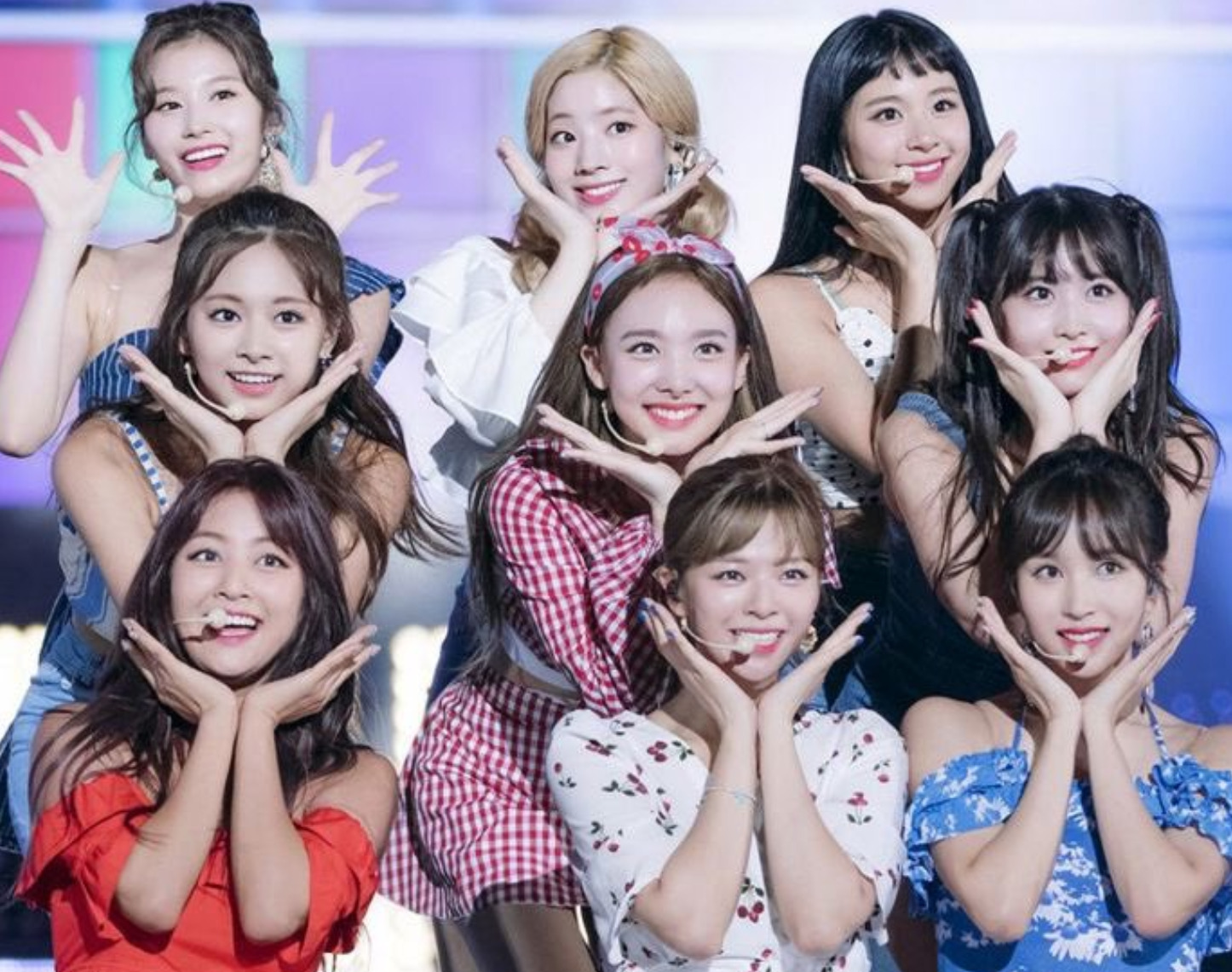 TWICEのONCEとは？ファンクラブの入り方や年会費は？