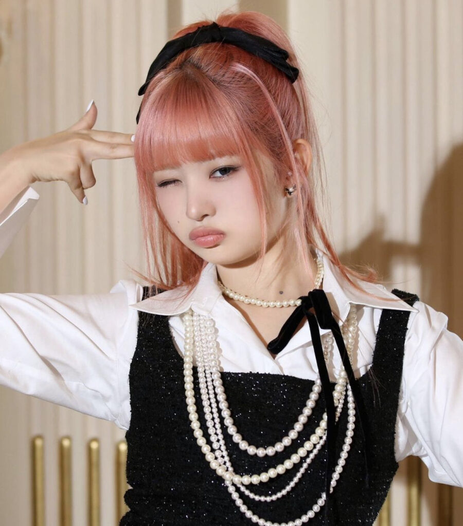 IVE(アイヴ)のレイってどんな人？本名から生年月日に利き手や血液型など調べてみた！