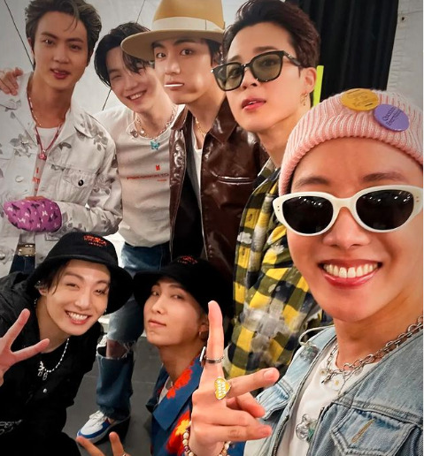 BTS(防弾少年団)のファンクラブはどれがいい?違いをメリットとデメリットを交えて徹底比較!
