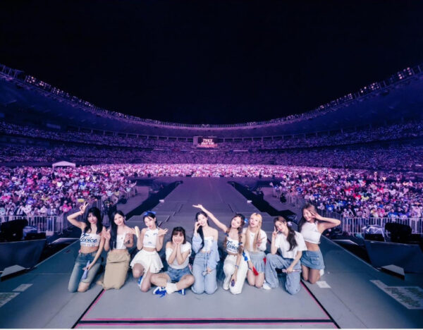 TWICEの歴代ペンライトを大紹介!公式商品と偽物を見分ける方法とは?