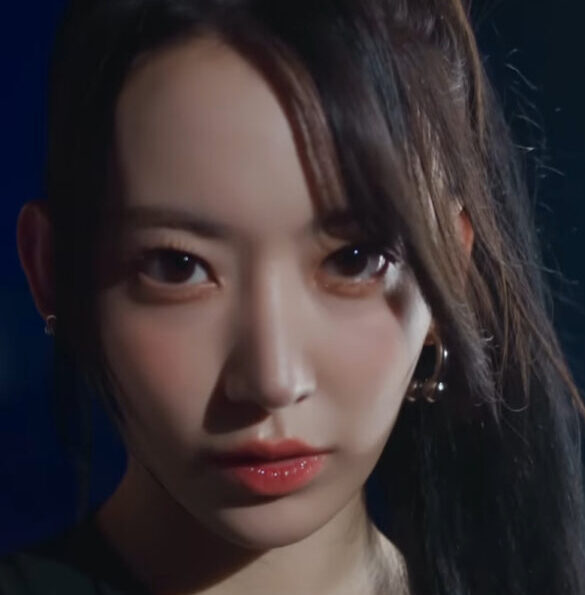 LE SSERAFIMのメンバー紹介！身長やメンバーカラーなどについても！脱退したメンバーもいる？