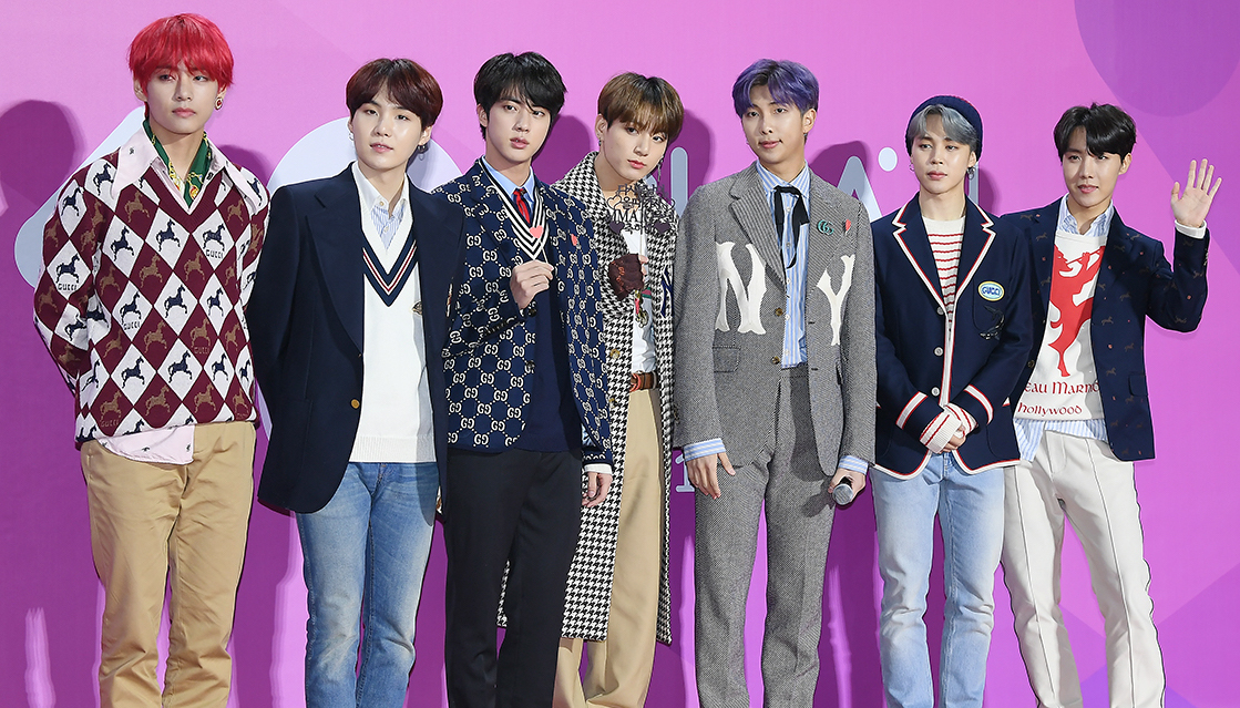 BTS(防弾少年団)ジンの愛車がすごい！ポルシェやランボルギーニなど気になるお値段は？