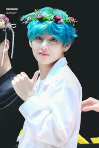 BTS(防弾少年団)テテの髪型推移をチェック！坊主からパーマまでオーダー方法も教えますよ！