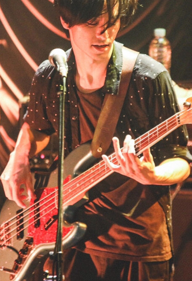 あいみょんのバンドメンバーをご紹介!八橋さんや井嶋さんクロサワさんってどんな人?