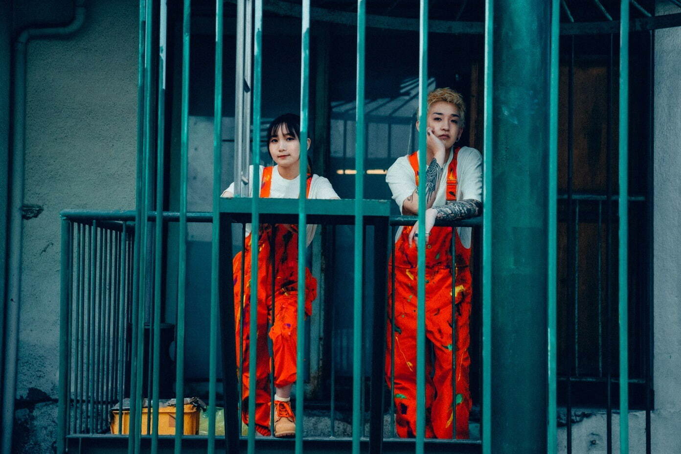 YOASOBIの電光石火ツアー2023ライブグッズについて！ペンライトなど！