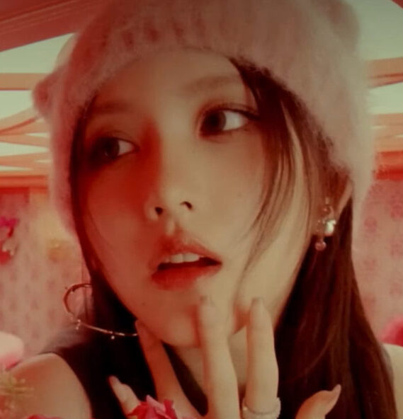 IVEの新曲がいまいちで微妙?売上は?