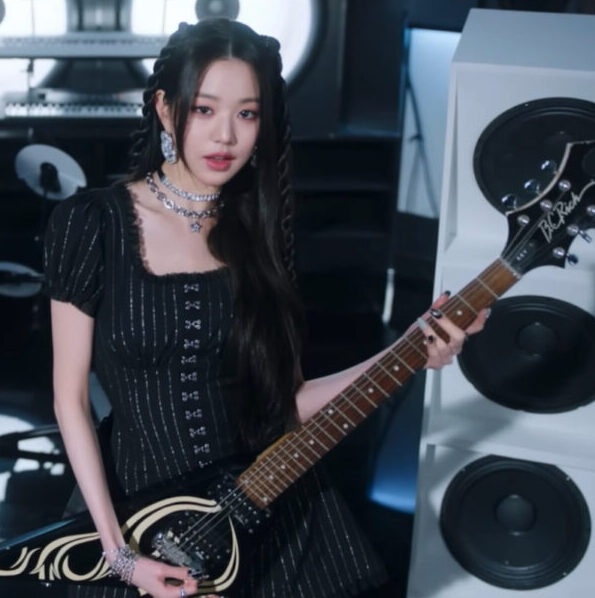 IVE(アイヴ)ウォニョンへの誹謗中傷や炎上について！衣装格差もある？