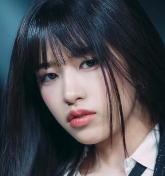 IVE(アイヴ)ユジンがかわいい！スタイルの良さやインスタについても紹介！