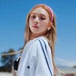 aespaのカリナはスマホゲームで全国一位に？！好きなキャラクターがクレヨンしんちゃんな事でも有名！