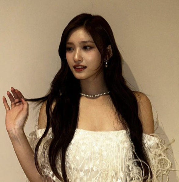 IVE イソのインスタに大注目!可愛すぎる画像や私服も紹介!