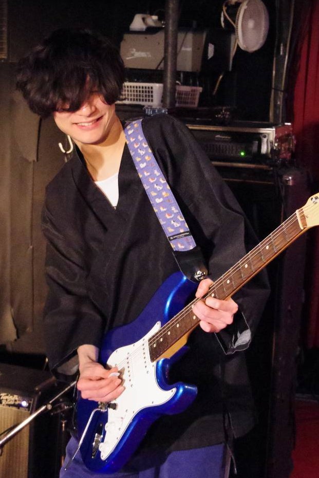 あいみょんのバンドメンバーをご紹介!八橋さんや井嶋さんクロサワさんってどんな人?