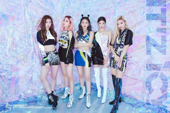 ITZY(イッチ)のアルバムを一覧で紹介!最新アルバムに加えておすすめはどれ?