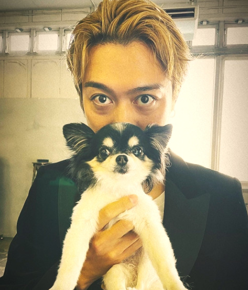 ONE OK ROCK(ワンオク)のTakaが飼っている愛犬はsushiちゃん！種類やエピソードが知りたい！