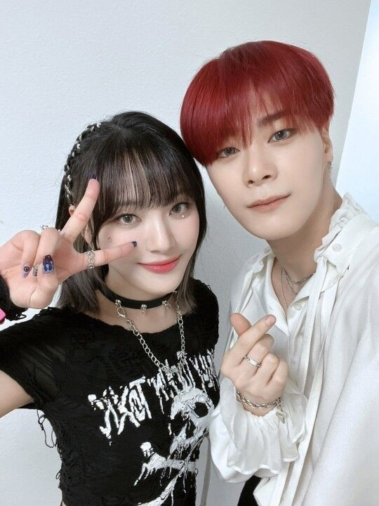 ASTROムンビンの家族構成を調査！妹スアはなんとbillieで活動中！