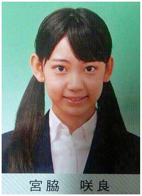 LE SSERAFIMのサクラこと宮脇咲良はhkt48出身！センターを何曲担当した？