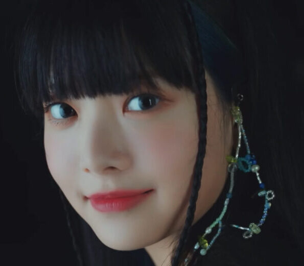 LE SSERAFIMのウンチェは最年少17歳!年齢制限で紅白歌合戦の途中で帰宅したって本当?