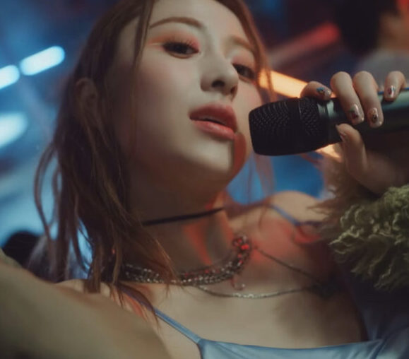 LE SSERAFIMのユンジンはハーフでは無い？アメリカ育ちで韓国語より英語が上手い！？