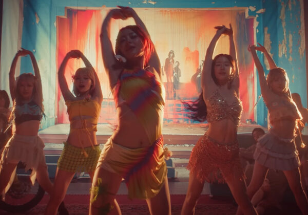 LE SSERAFIMのカズハは腹筋が凄い!動画でも見られる筋トレ方法に迫ってみる!