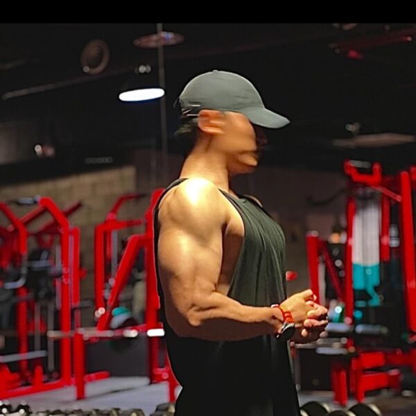 SEVENTEEN(セブチ)ミンギュの筋肉でバズった写真に注目！筋トレで出来た腹筋が割れてる！？