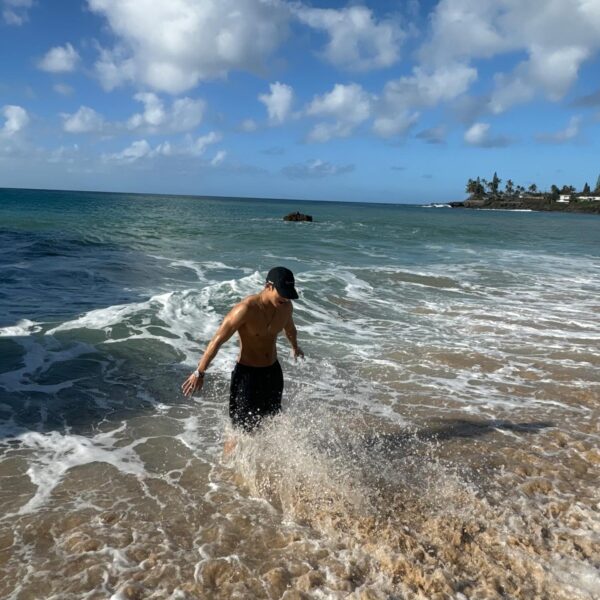 SEVENTEEN(セブチ)ミンギュの筋肉でバズった写真に注目！筋トレで出来た腹筋が割れてる！？