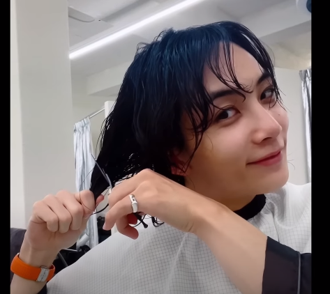 SEVENTEEN(セブチ)ジョンハンの長髪姿が女の子みたいと人気に？その理由も知りたい！