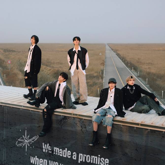 TOMORROW X TOGETHER(TXT)の最新アルバムはどれ？アルバム一覧を古い順にまとめました！