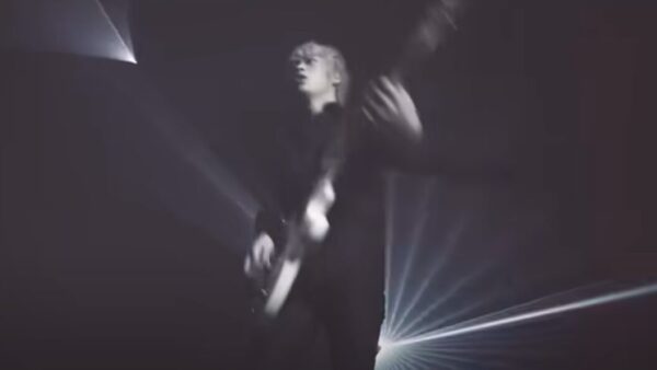 ONE OK ROCK(ワンオク)のToruはバンドリーダー！意外な経歴やリーダー向きな性格を紹介します！