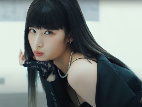 TWICEサナのメイク方法の特徴お教えします！アイシャドウなどメイク道具にも注目！