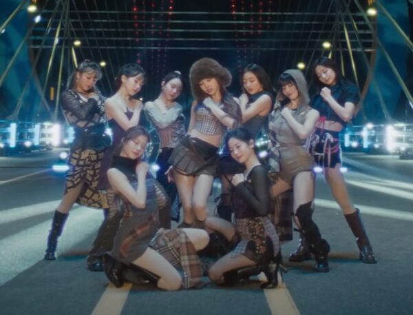 TWICEグッズ一覧を一挙公開！売ってる場所はタワレコ以外にもあるの？