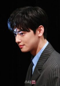 ASTROウヌがアメリカ進出！？ハリウッドで夢だった映画に挑戦か？