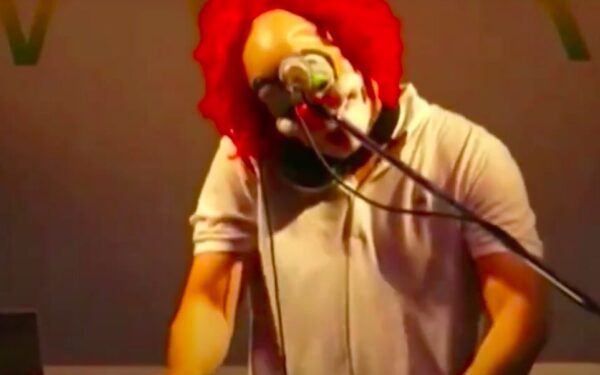 SEKAI NO OWARI(セカオワ)のdj loveはなんと二代目？！初代の脱退理由に迫る！