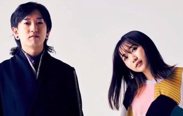 YOASOBIのAyaseは作詞作曲を担当!曲を作っていく際には一体何してる?