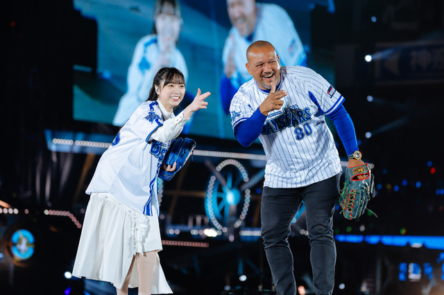 そして今日は、キャッチャーとして前横浜DeNAベイスターズの監督、アレックス・ラミレスが登場。