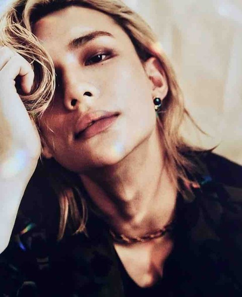 Stray Kids(スキズ)ヒョンジンの独学の絵が上手い!メンバーのあの人にもプレゼントしてた?