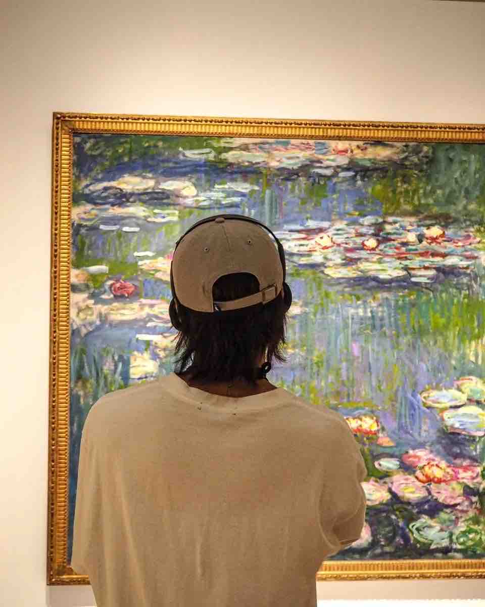 Stray Kids(スキズ)ヒョンジンの独学の絵が上手い!メンバーのあの人にもプレゼントしてた?