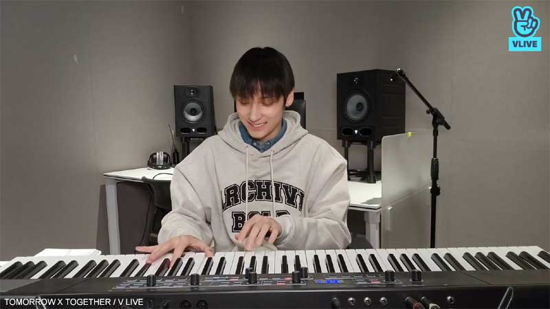 TOMORROW X TOGETHER(TXT)のヒュニンカイはピアノも上手い！実はアニヲタで日本のアニメの曲も演奏！