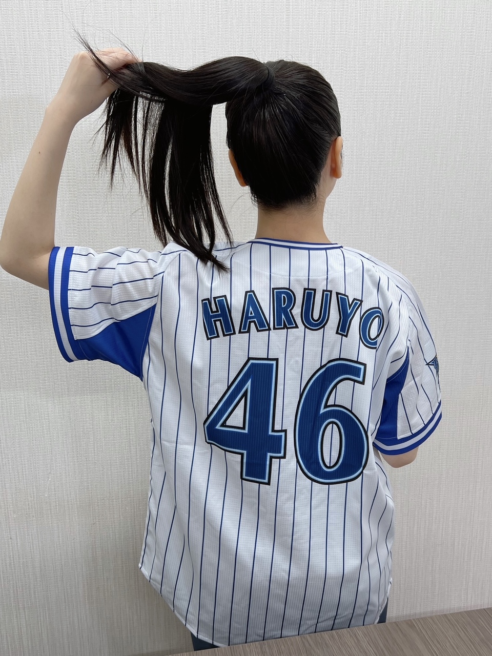 日向坂46の山口陽世はプロ野球ベイスターズの大ファン!好きすぎて始球式にも登場!