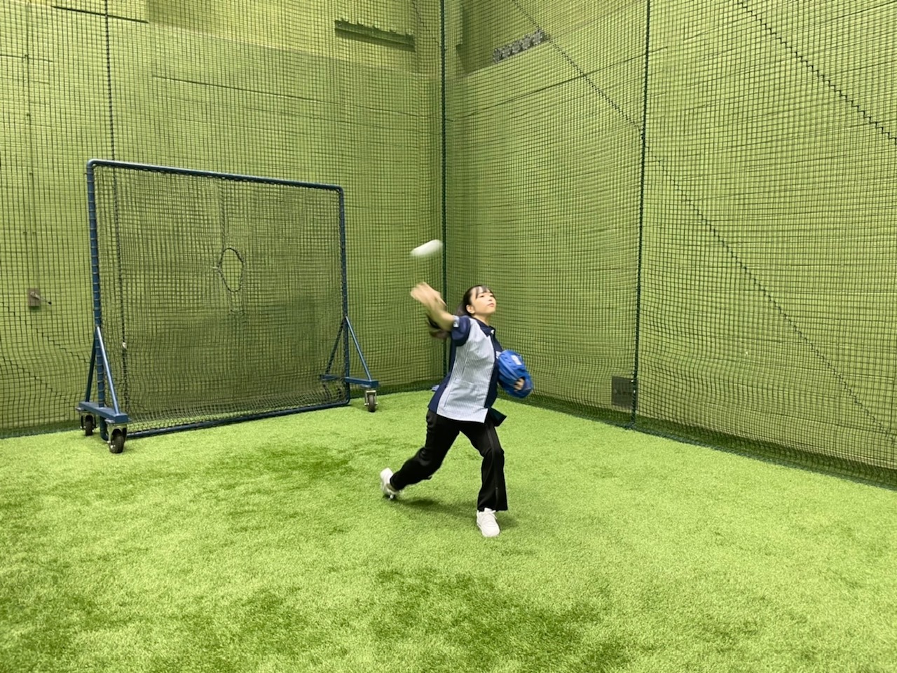 日向坂46の山口陽世はプロ野球ベイスターズの大ファン!好きすぎて始球式にも登場!