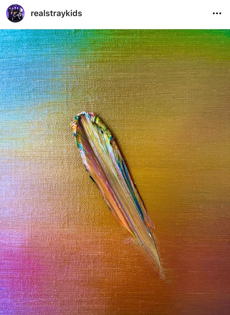 Stray Kids(スキズ)ヒョンジンの独学の絵が上手い!メンバーのあの人にもプレゼントしてた?