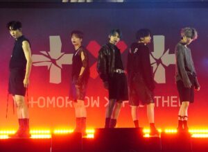 TOMORROW X TOGETHER(TXT)のタイアップは意外な所と?ドラマやワールドトリガーブラッククローバーなどアニメ主題歌にも!