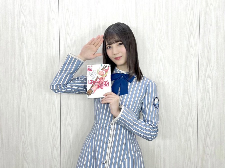 日向坂46の小坂菜緒はアニメ好き！コナンコラボでサンデーの表紙でキッドに変身！？