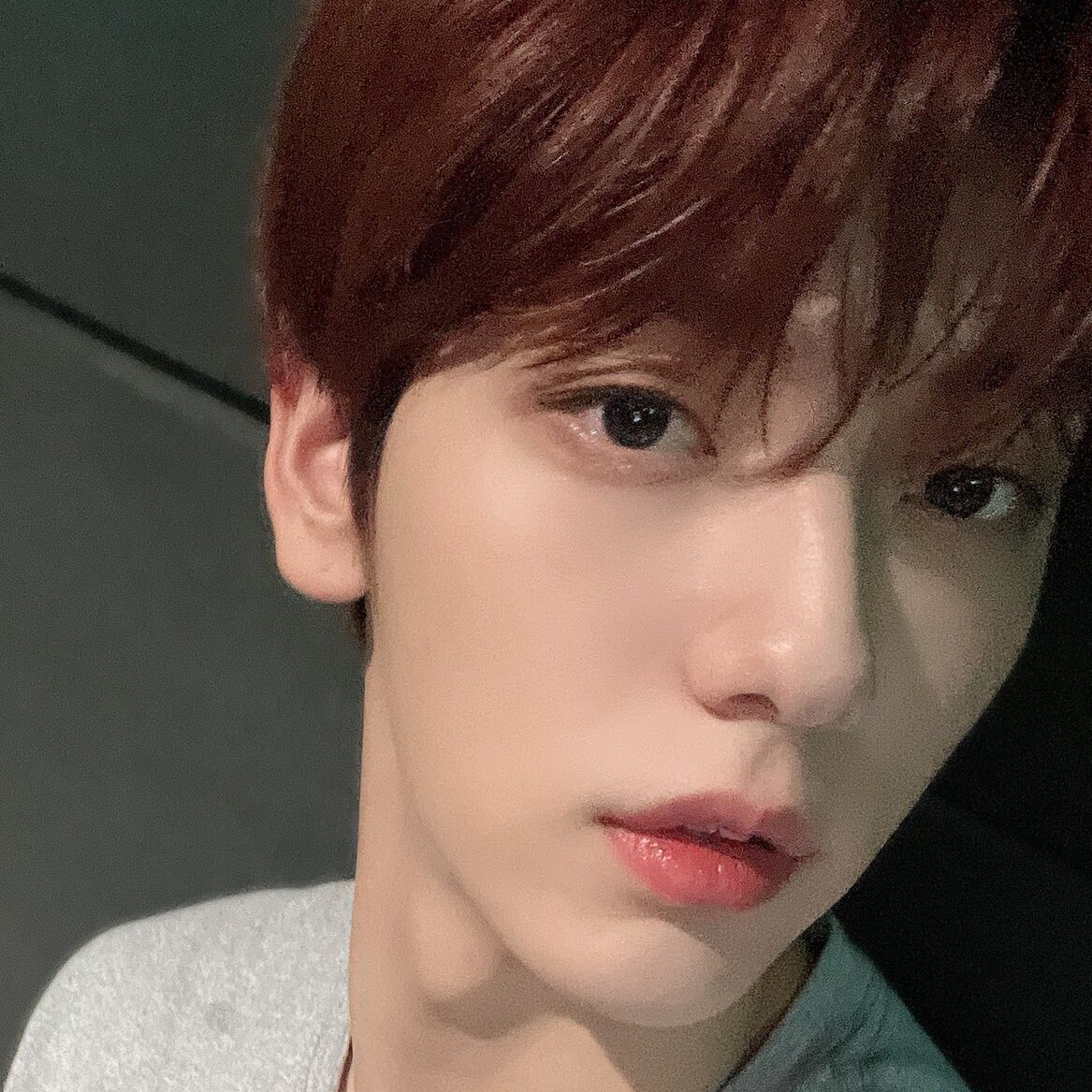 TXT スビン TXTスビン、日本のコンビニ満喫のオフショット公開「デートし