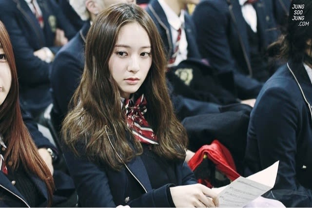 TOMORROW X TOGETHER(TXT)のテヒョンとボムギュが同じ高校だった？！卒アル写真や学校時代の話も！