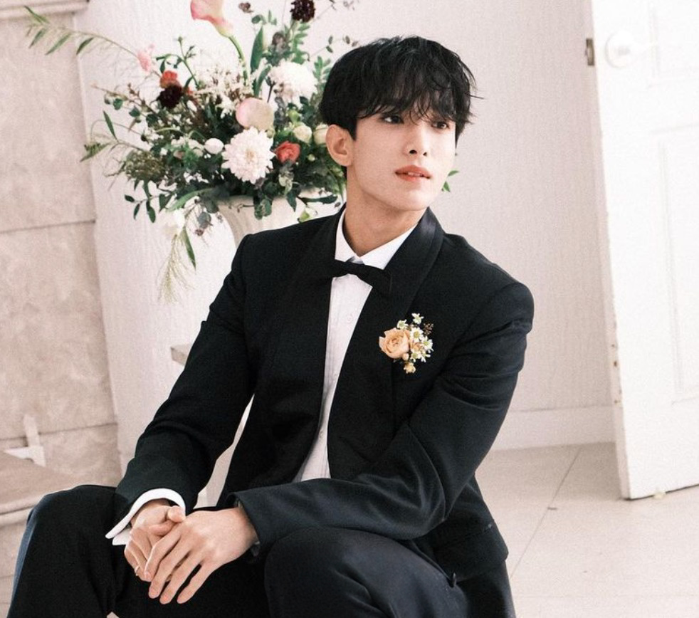 SEVENTEEN(セブチ)のドギョムは耳は難聴?ミュージカルまで勤め上げる歌唱力の秘密とは!