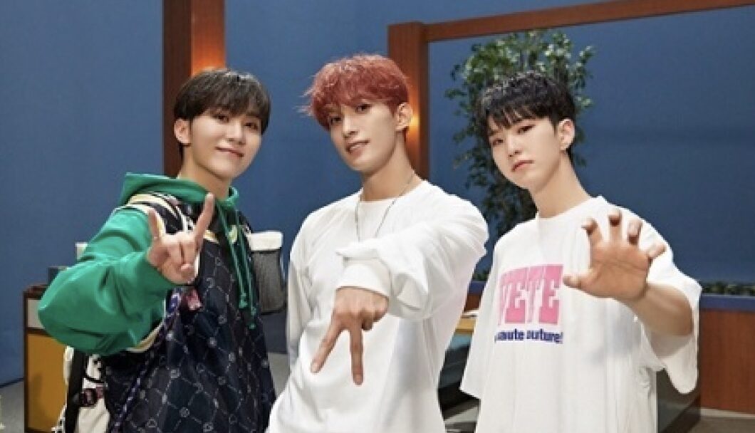 SEVENTEEN(セブチ)のドギョムは耳は難聴?ミュージカルまで勤め上げる歌唱力の秘密とは!