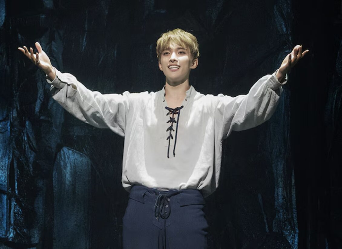 SEVENTEEN(セブチ)のドギョムは耳は難聴?ミュージカルまで勤め上げる歌唱力の秘密とは!