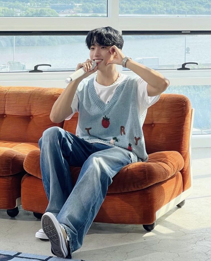 SEVENTEEN(セブチ)のドギョムは耳は難聴?ミュージカルまで勤め上げる歌唱力の秘密とは!