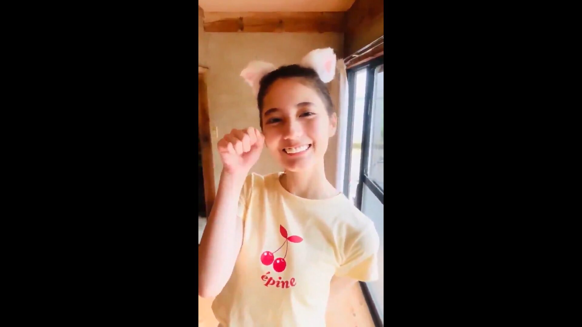 日向坂46所属小坂菜緒写真集の売上が物凄い！カメラマンやロケ地などにも注目！