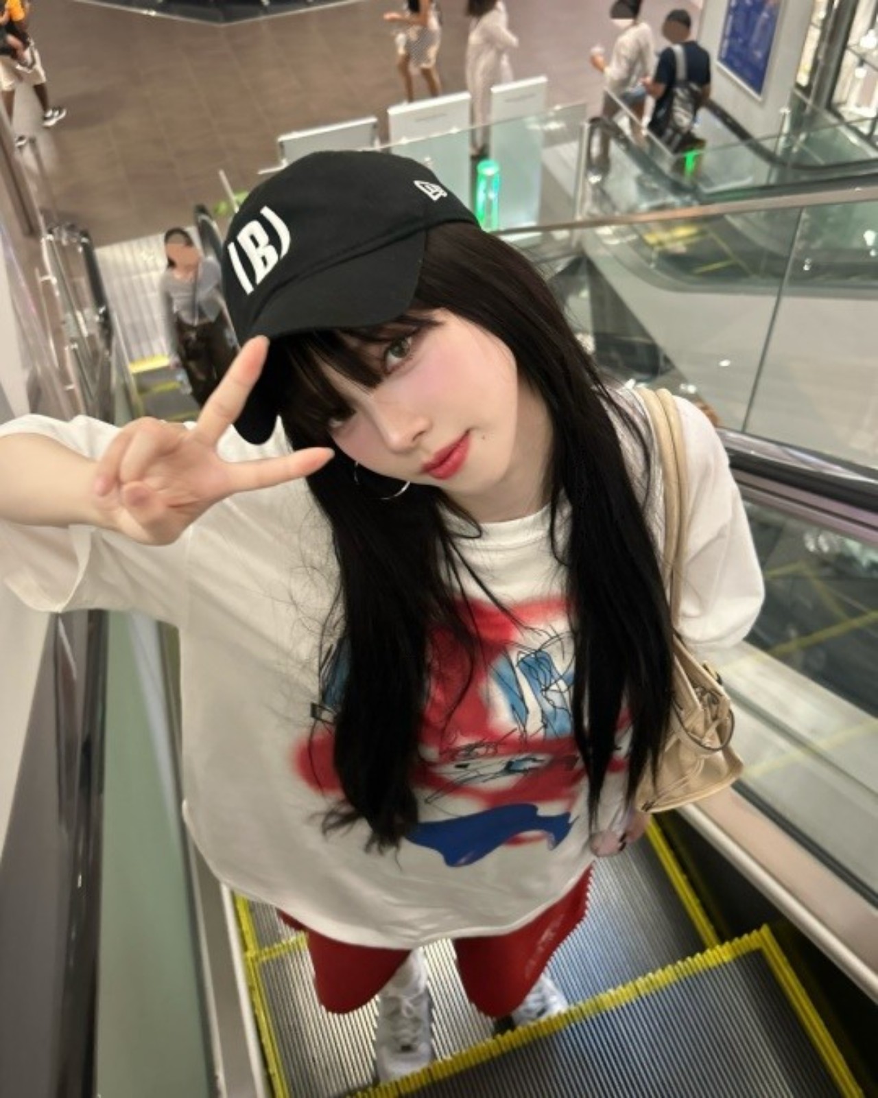 aespaカリナのファッションセンスにも注目！帽子やバッグなどそれぞれのブランドお教えします！